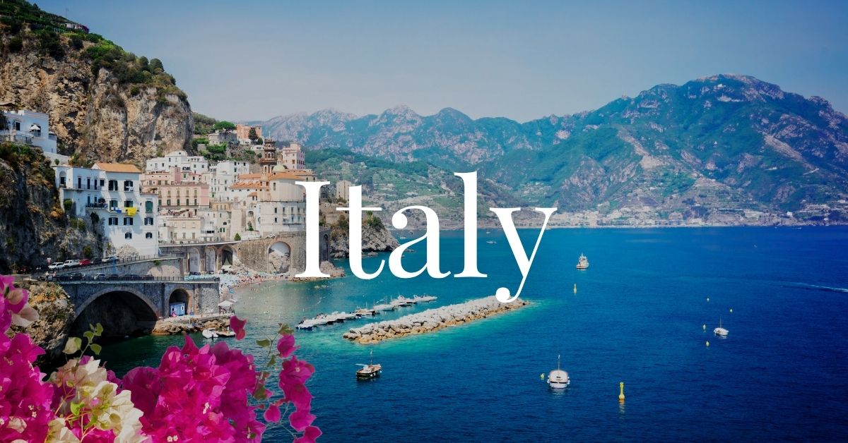 scenic photo of the Amalfi Coast in Italy
