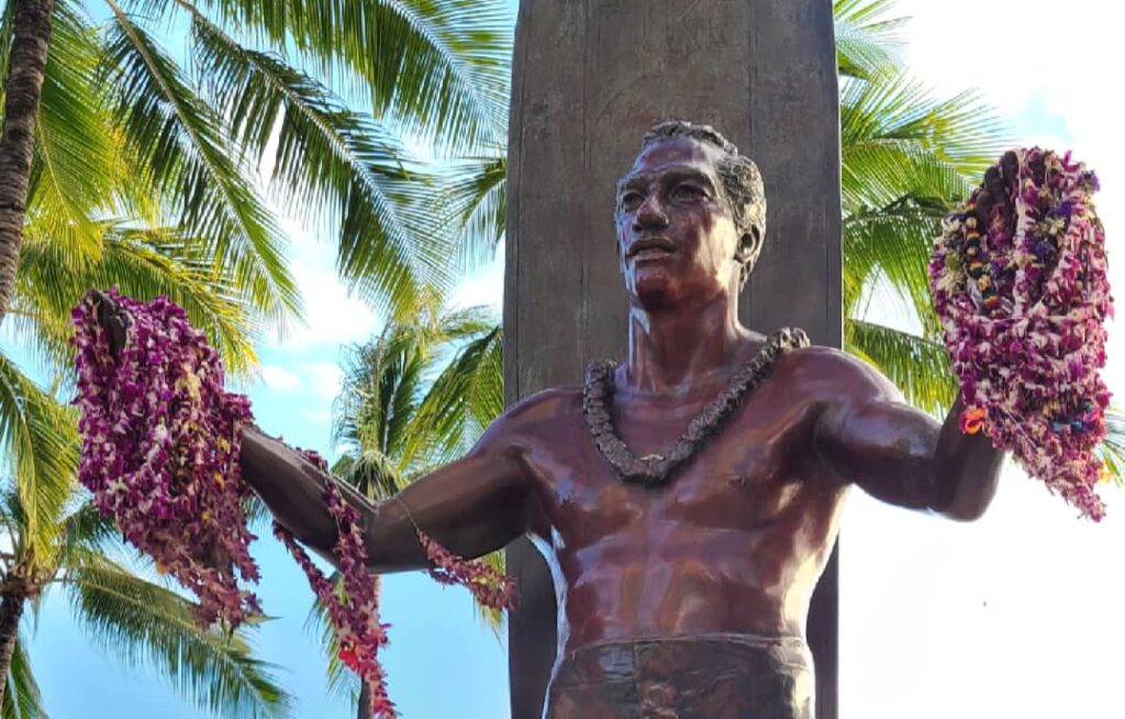 Duke Paoa Kahanamoku Statue